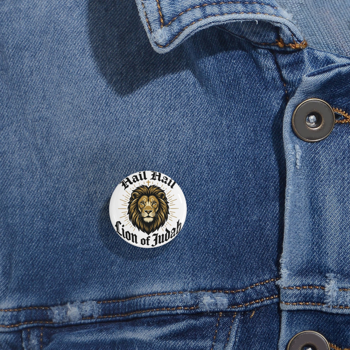 Lion of Judah Round Pin — "Hail Hail" Christian Faith Pin Badge